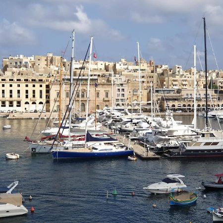 Вилла Entire Senglea Seaview Town House Экстерьер фото